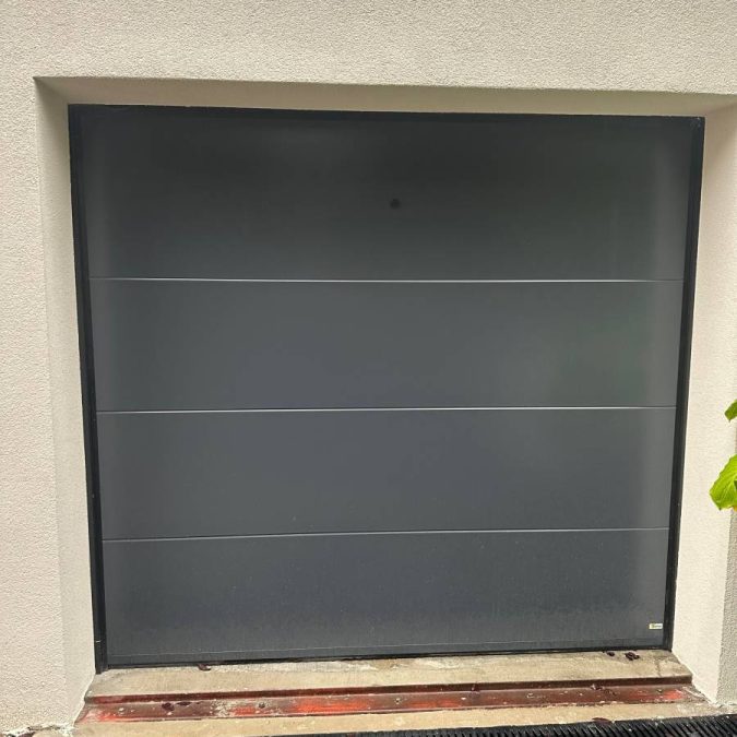IMAGE8 675X675 | Fermetures Hamm Pose de porte de garage proche de Guebwiller et Mulhouse Illzach 0